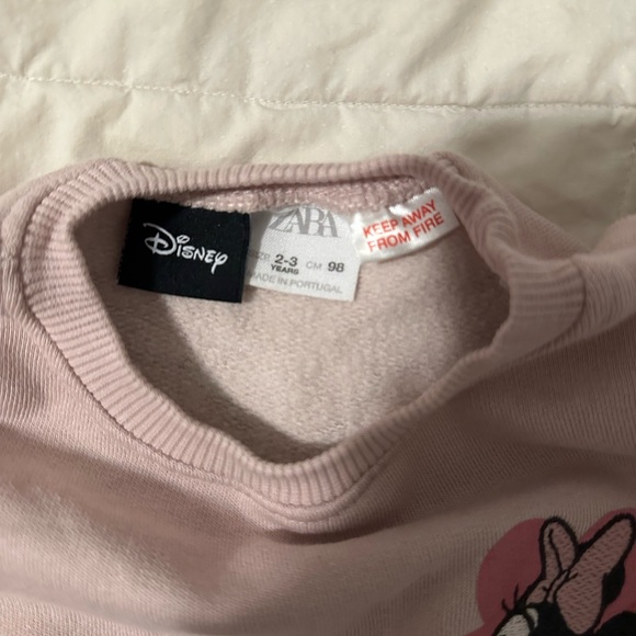 ZARA Disney Pink Minnie Mouse Sweatshirt - Picture 2 of 3